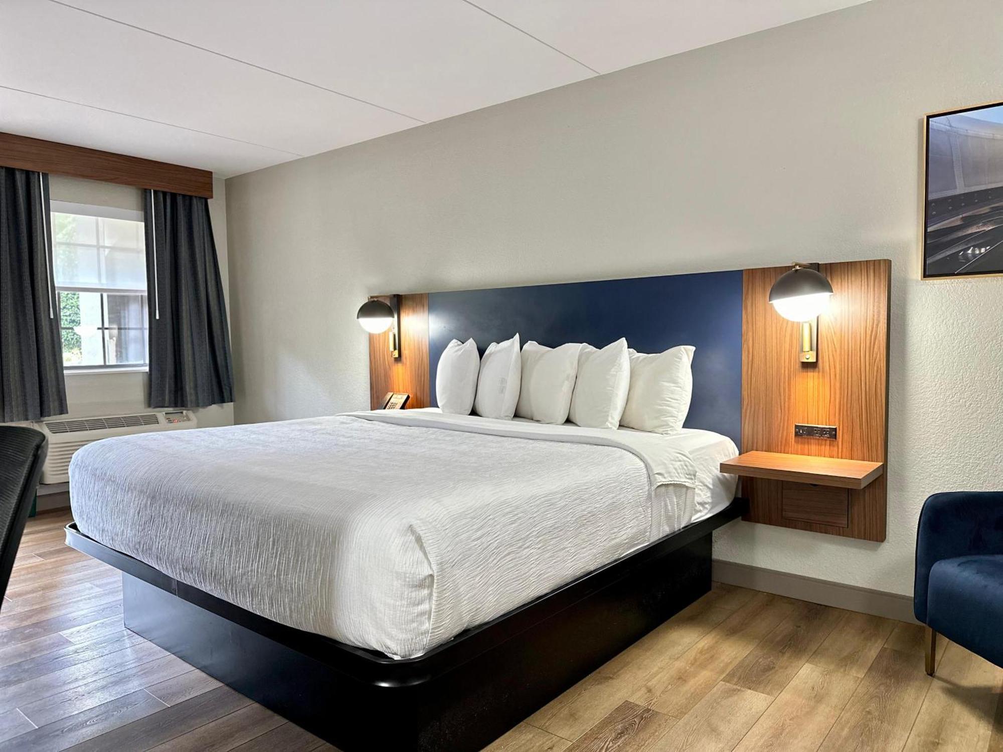 La Quinta Inn By Wyndham Huntsville Research Park Esterno foto