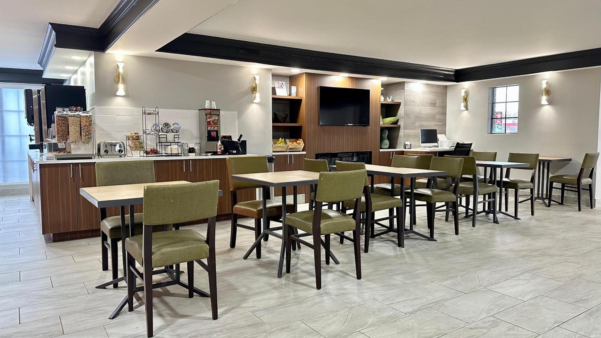 La Quinta Inn By Wyndham Huntsville Research Park Esterno foto