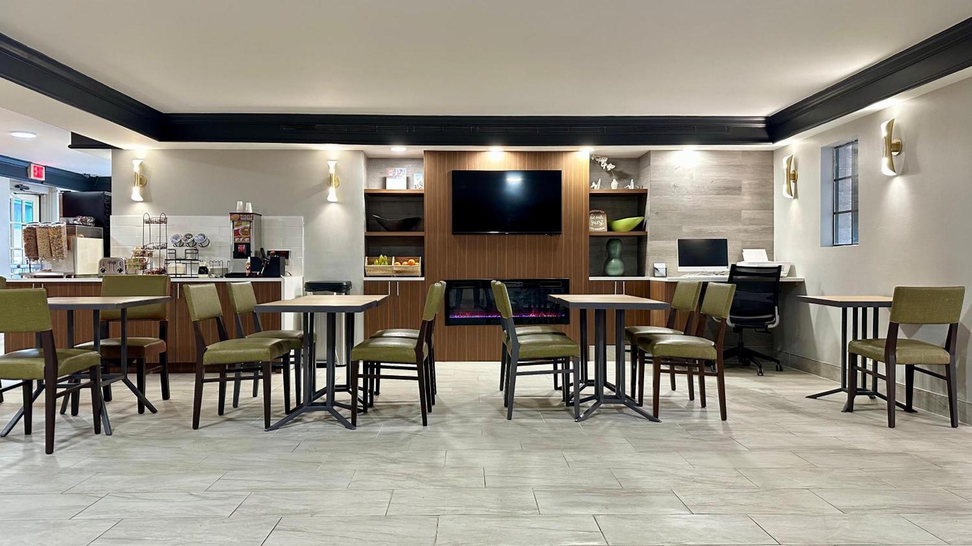 La Quinta Inn By Wyndham Huntsville Research Park Esterno foto
