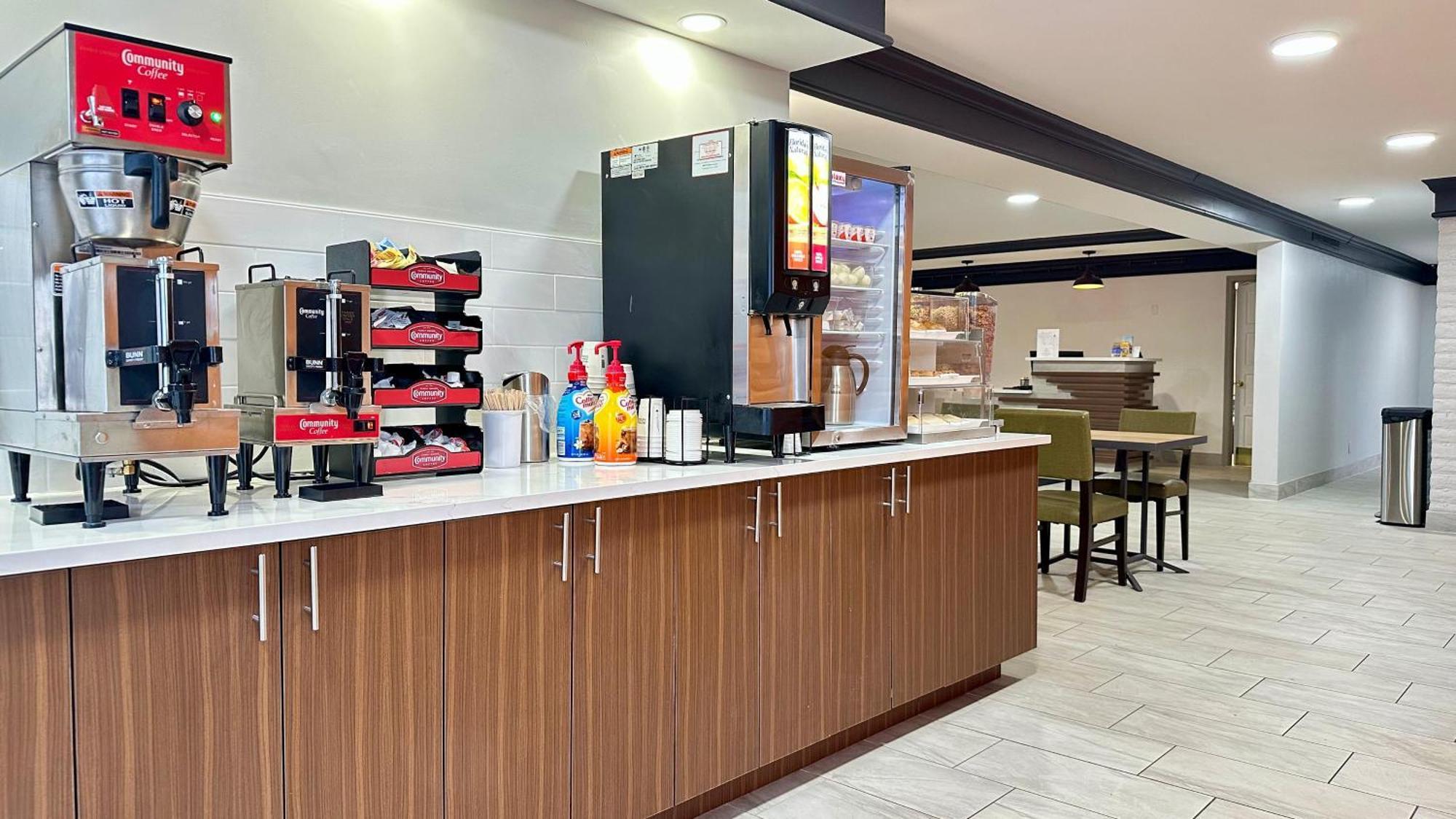 La Quinta Inn By Wyndham Huntsville Research Park Esterno foto